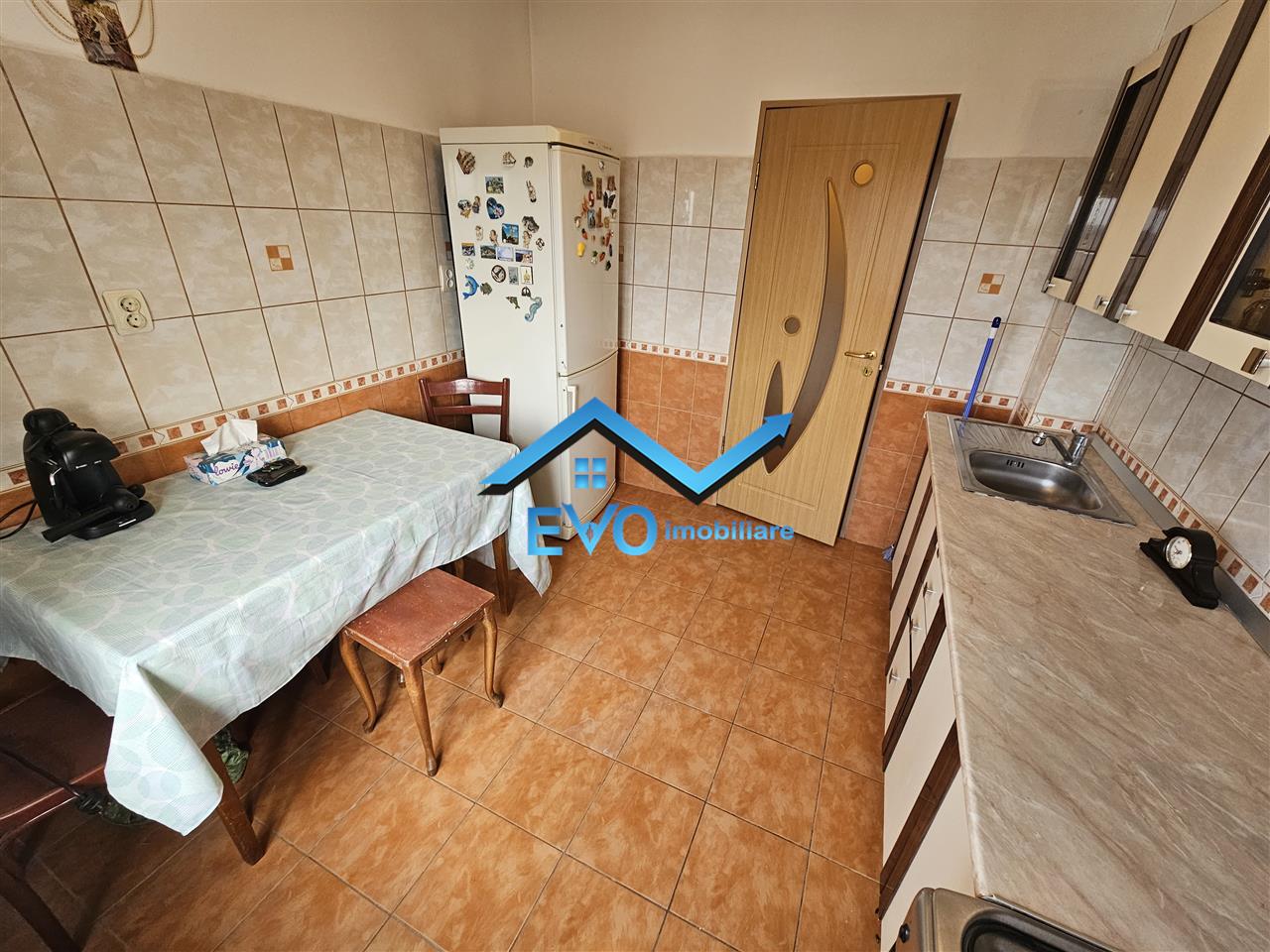 Apartament cu 3 camere, decomandat, in Iasi, in zona Mircea cel Batran, de vanzare