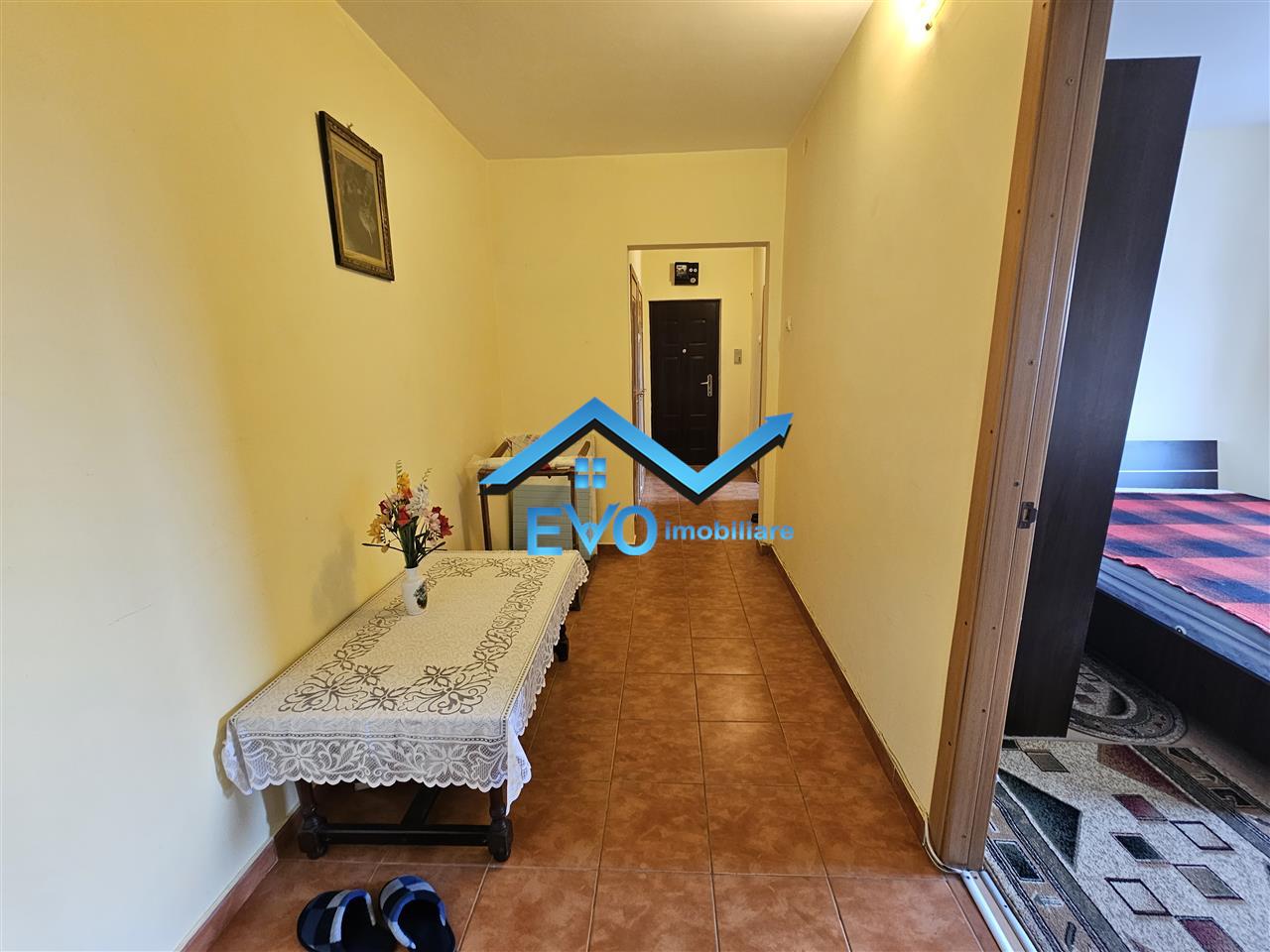Apartament cu 3 camere, decomandat, in Iasi, in zona Mircea cel Batran, de vanzare