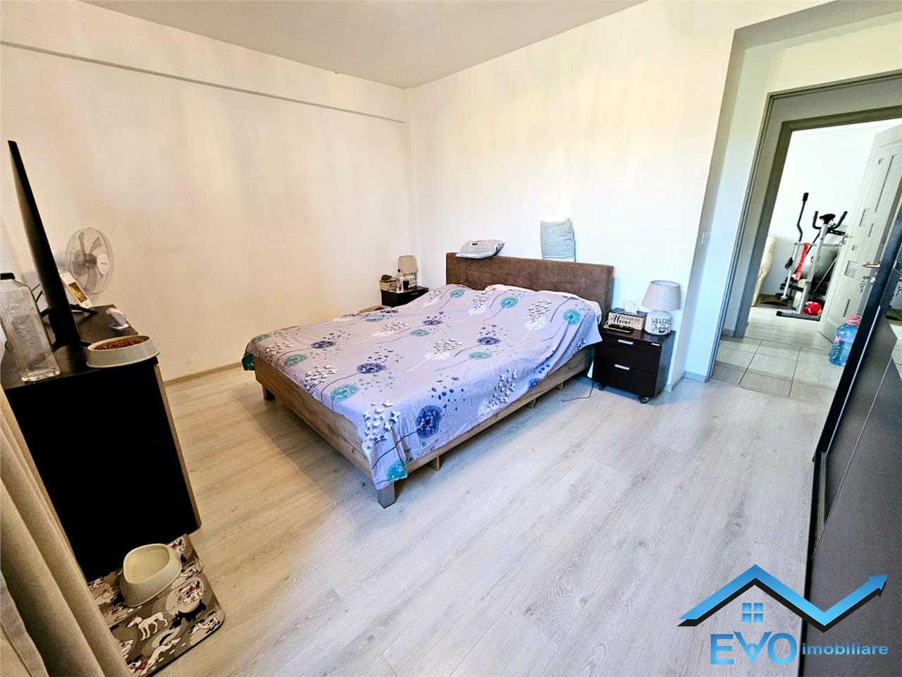 Apartament de vanzare, cu 2 camere, decomandat, In Iasi, zona Galata, complex Panoramic
