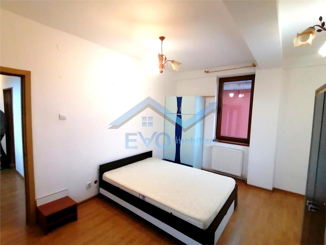 Apartament decomandat cu 2 camere de inchiriat in Tatarasi Piata Chirila