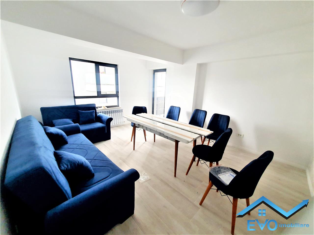 Prima inchiriere, Apartament 2 camere, decomandat, ideal pentru locuinta sau birou