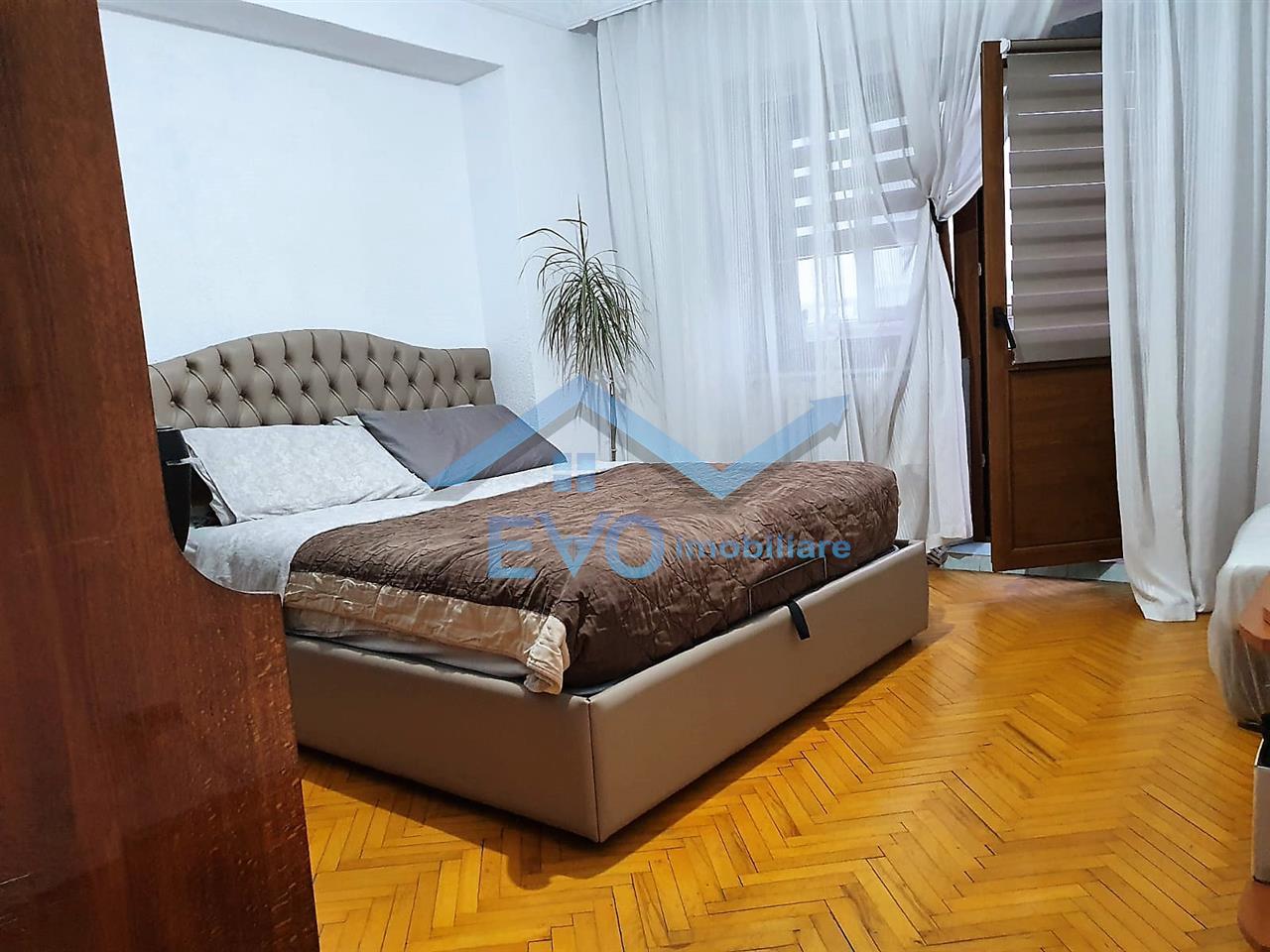 Vanzare apartament  3 camere decomandat Alexandru Cel Bun, apartamente de vanzare Alexandru Cel Bun, agentii imobiliare iasi