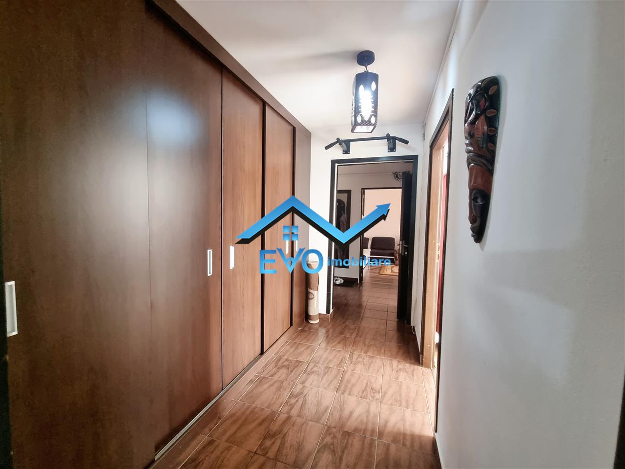 Apartament cu 3 camere decomandat  in Tatarasi, etaj 4 din 10