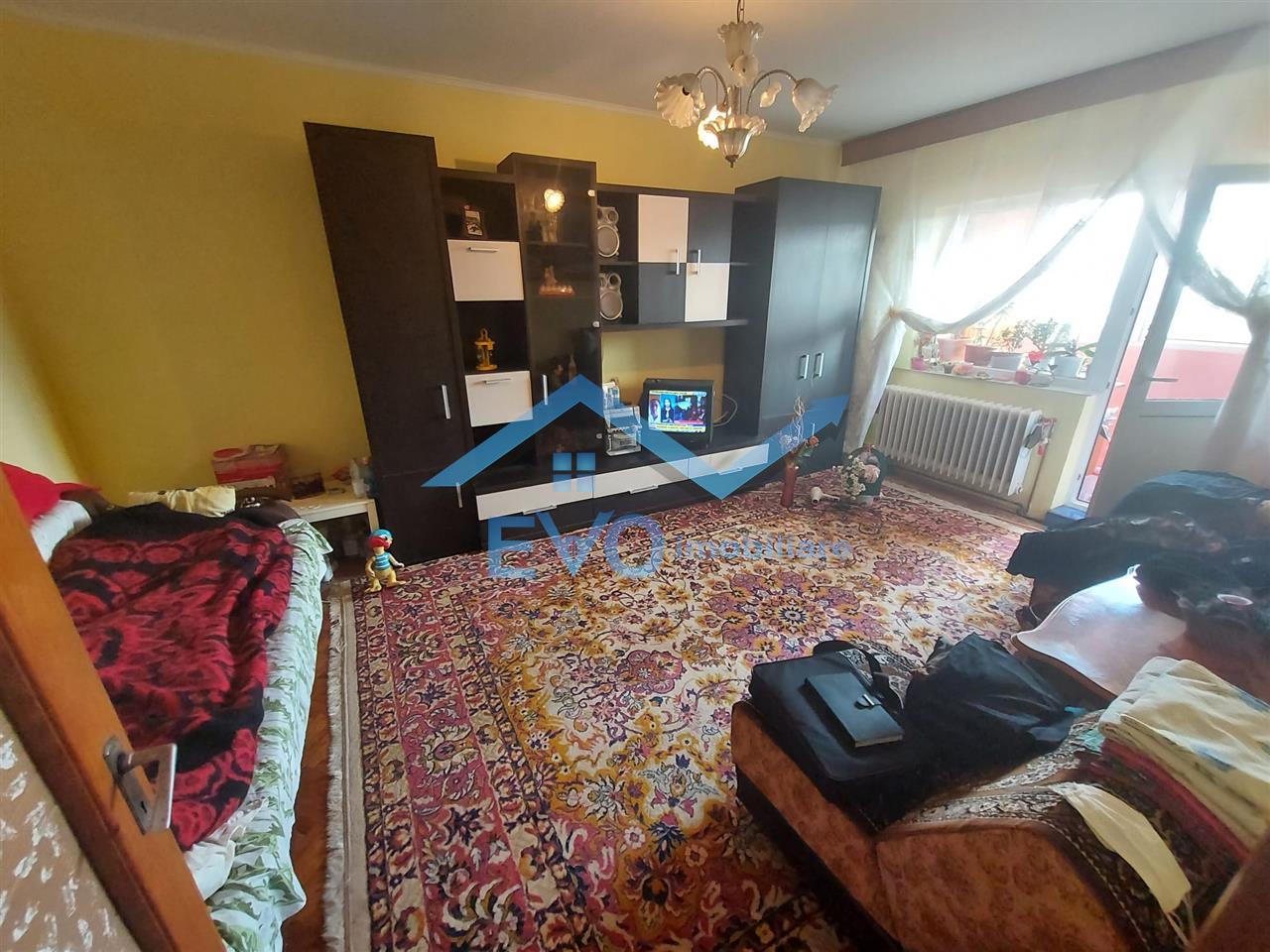 Apartament 2 camere, decomandat, 54mp,  Mircea cek Batran